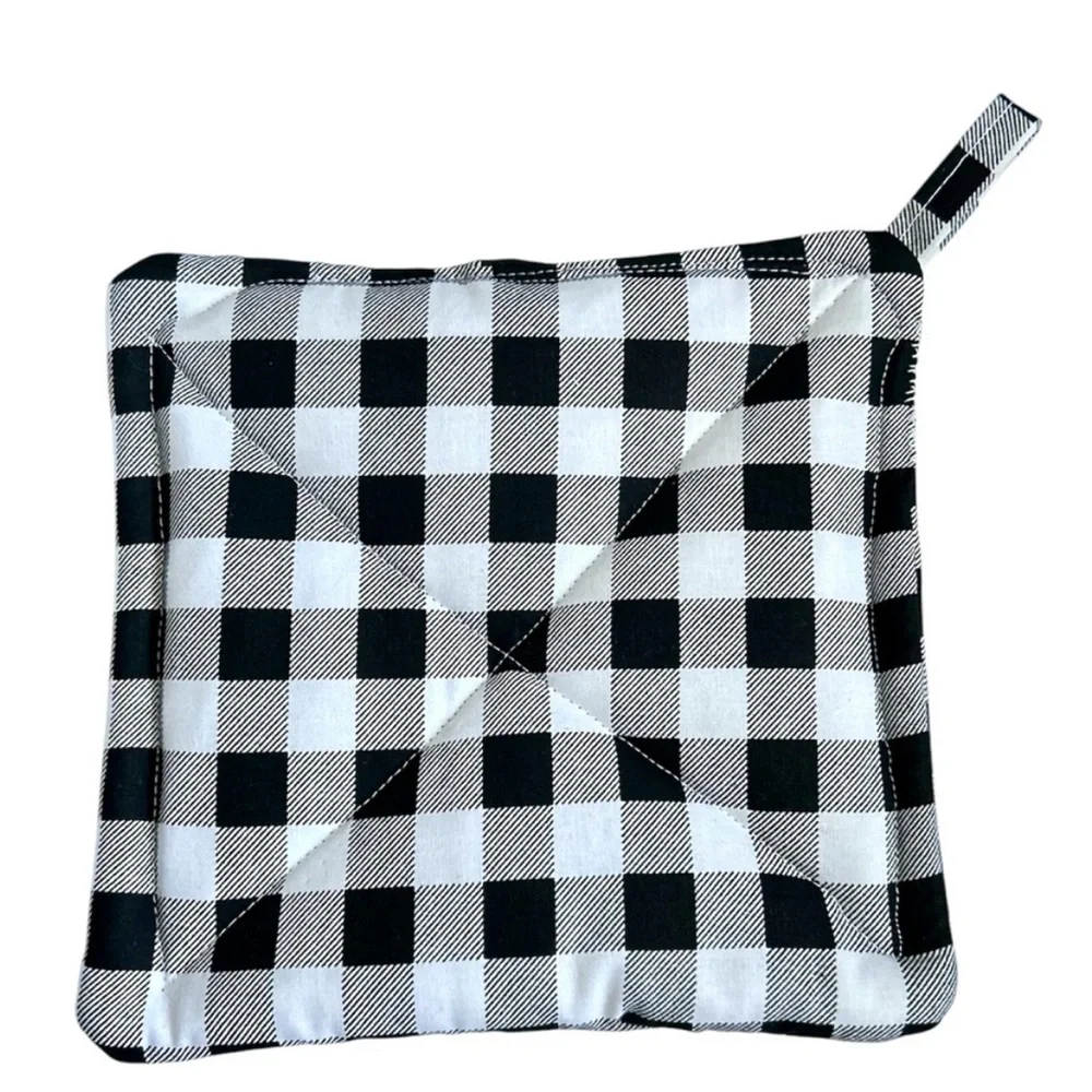 Hand Crafted Black and White Buffalo Plaid Pot Holders Fabric Hot Mat Trivet